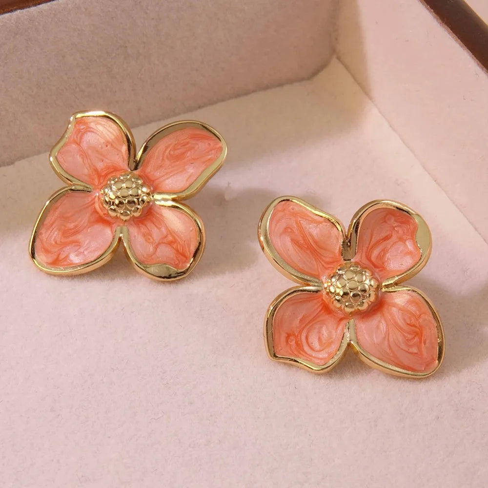 Gold Flower Stud Earrings Set
