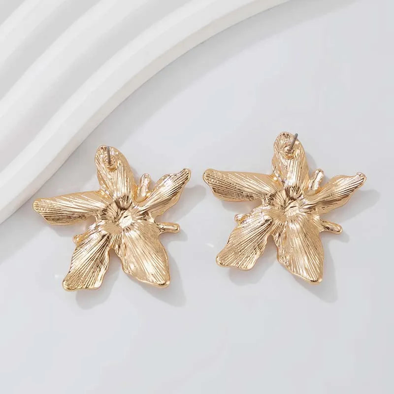 Vintage Gold Flower Earrings
