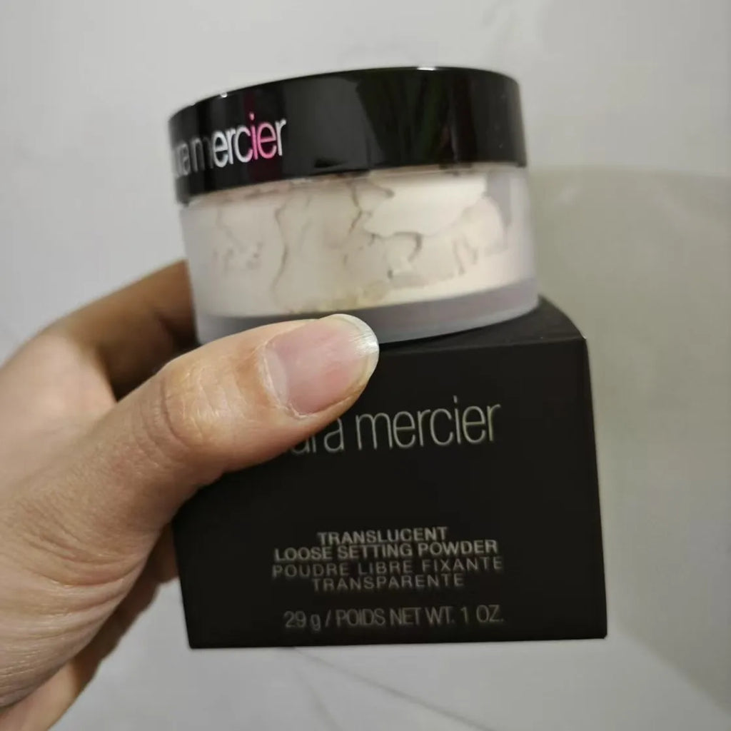 2024 Hot Loose Powder With Packaging Natural Soft Transparent Honey Powder Makeup Powder Skin Care