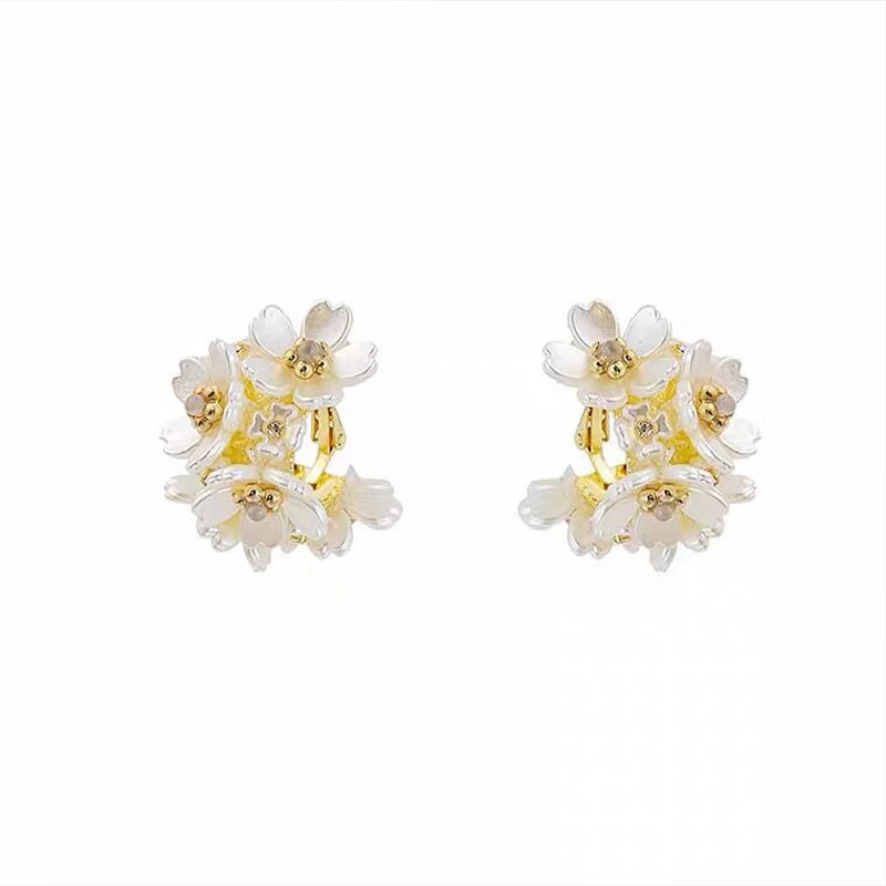 Shell Flower Pearl Hoop Earrings