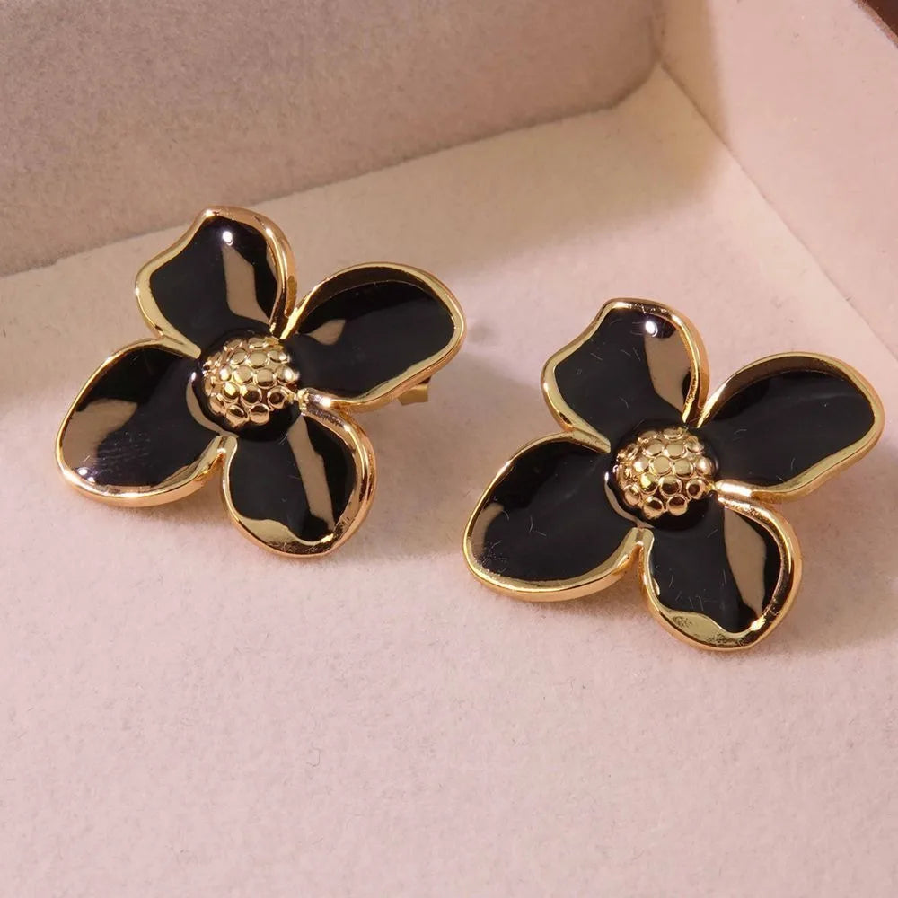 Gold Flower Stud Earrings Set