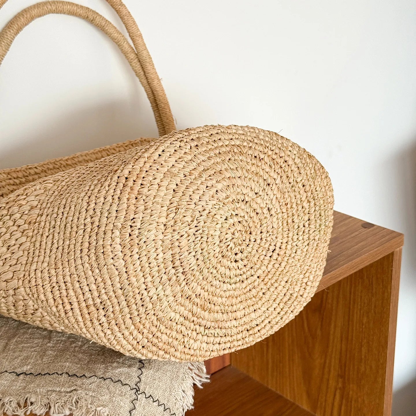 Handwoven Raffia Vacation Tote