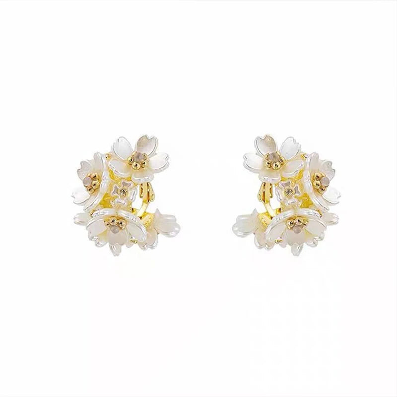 Shell Flower Pearl Hoop Earrings