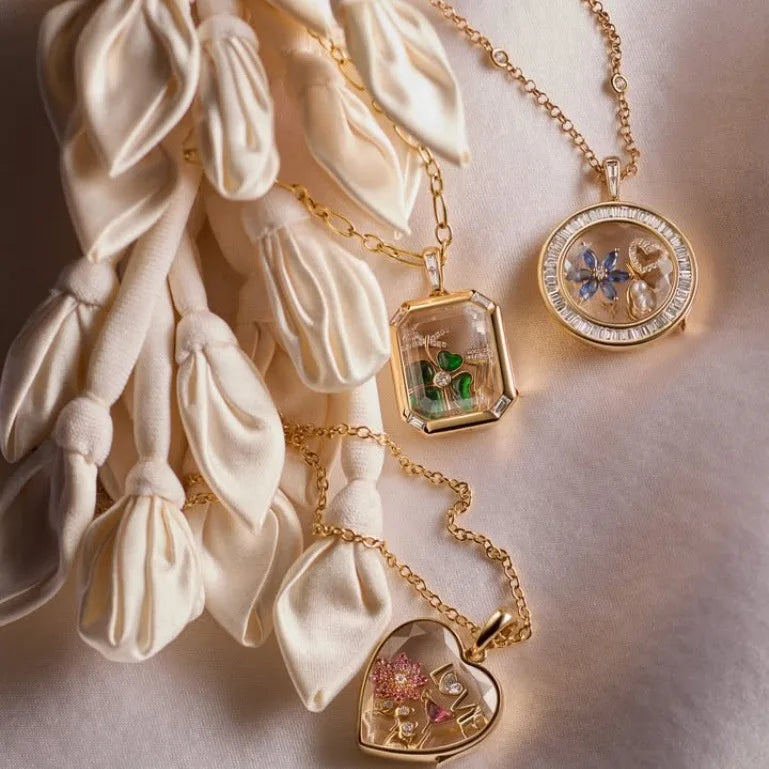 Open Pendant Chain Necklace