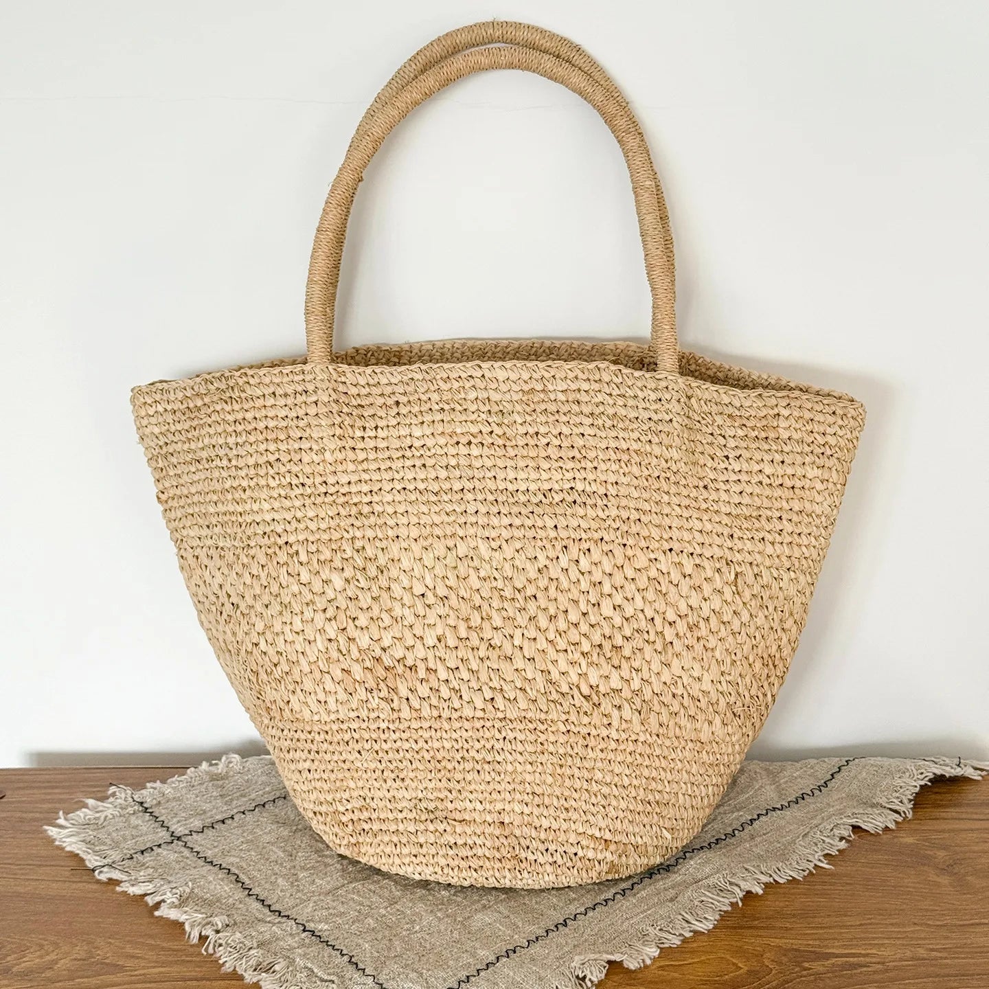 Handwoven Raffia Vacation Tote